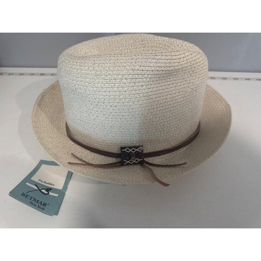 Betmar NY Womens Hat NEW with Tags White Fedora Metallic Packable Glam Sparkle